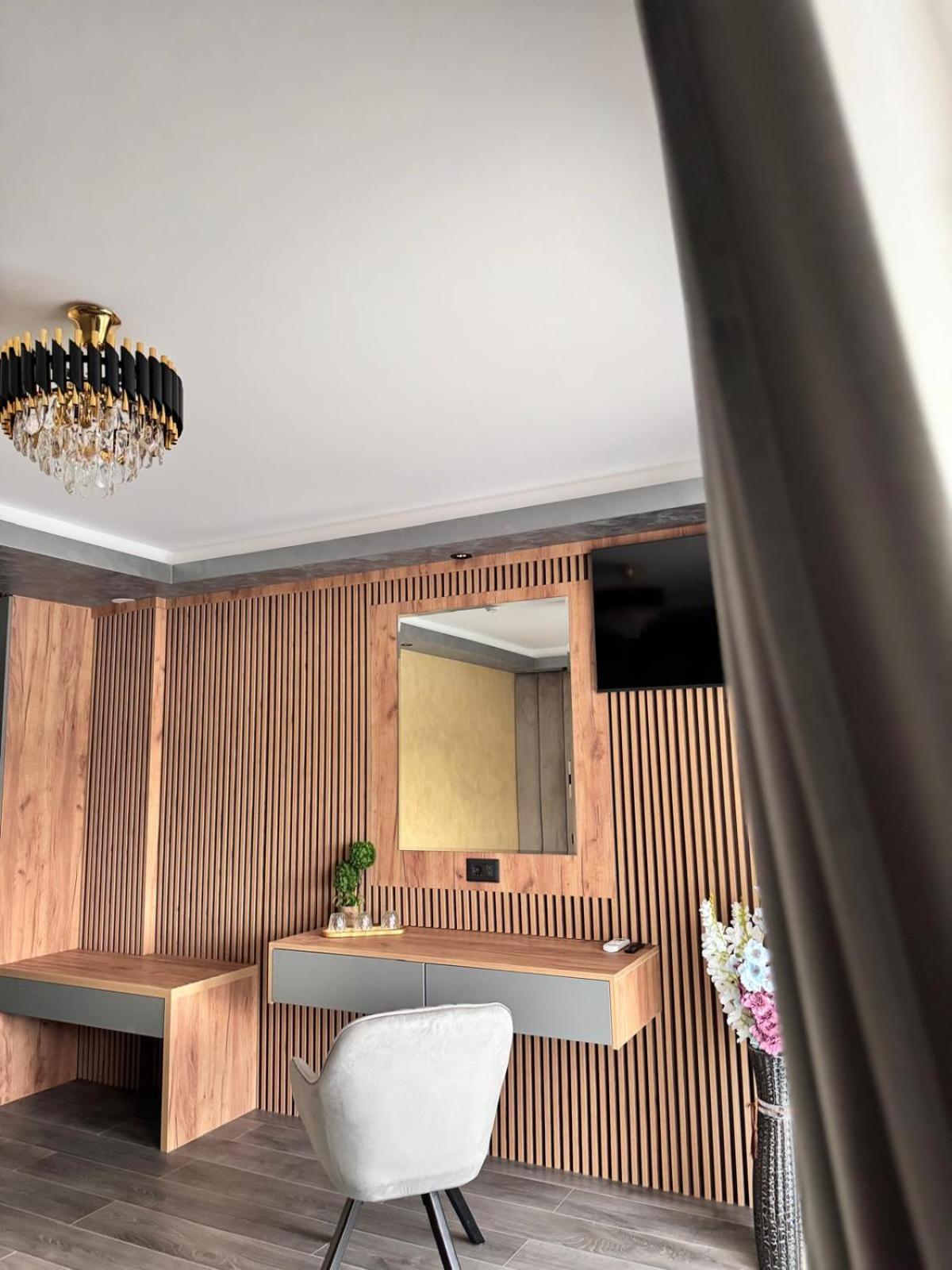 Hanul Domnesc Imperial Hotel & Spa Călan Buitenkant foto