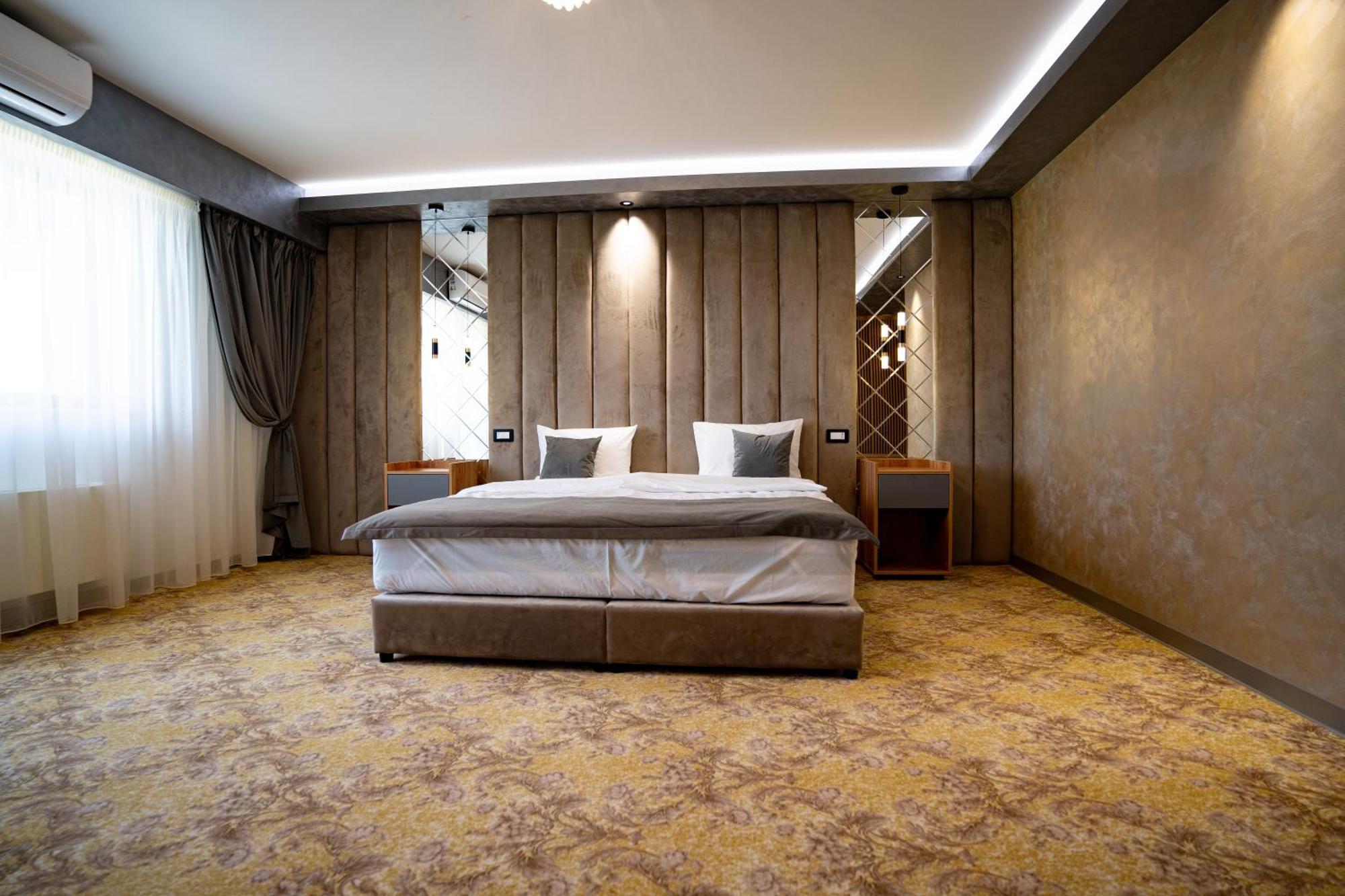 Hanul Domnesc Imperial Hotel & Spa Călan Buitenkant foto