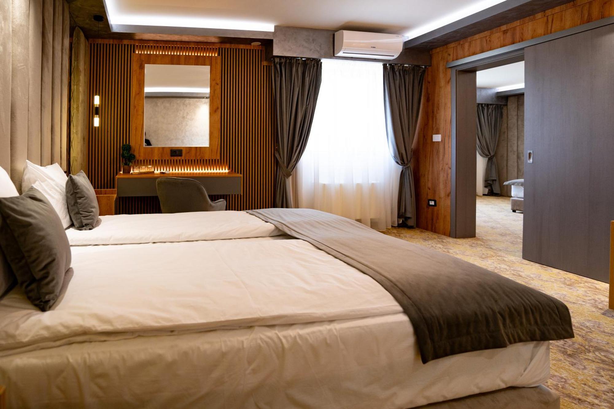 Hanul Domnesc Imperial Hotel & Spa Călan Buitenkant foto